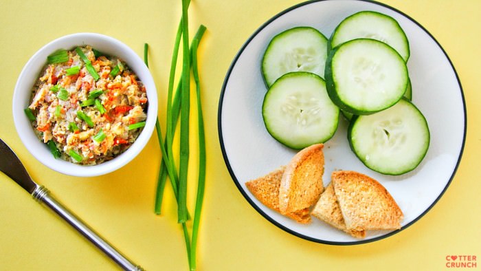 Bacon and cheese. Who doesn't love that combo? This bacon and smoked Gouda cheese dip recipe is easy to make and is the perfect low carb appetizer or snack. But there's a secret superfood ingredient you might want to add