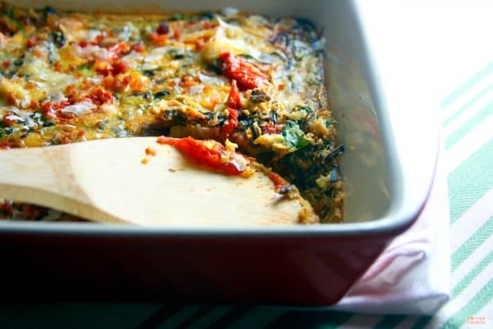Gluten Free BLT Egg Casserole - quick healthy gluten free dinner! www.cottercrunch.com @cottercrunch