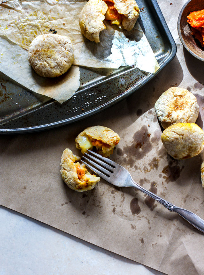 Healthy Pumpkin Stuffed Dough Balls; 2 Ways! An easy pumpkin filled snack that you can make in 30 minutes. Sweet or savory, you choose! All you need is your choice of milk, gluten free flour, and filling! Great for holidays, appetizers, snacks, and breakfast to go, etc. Paleo or Vegan Friendly.
