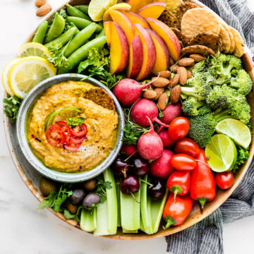 Spicy Mango Avocado Yogurt Dip
