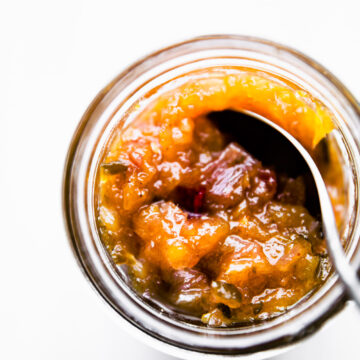 jar of spicy mango chutney